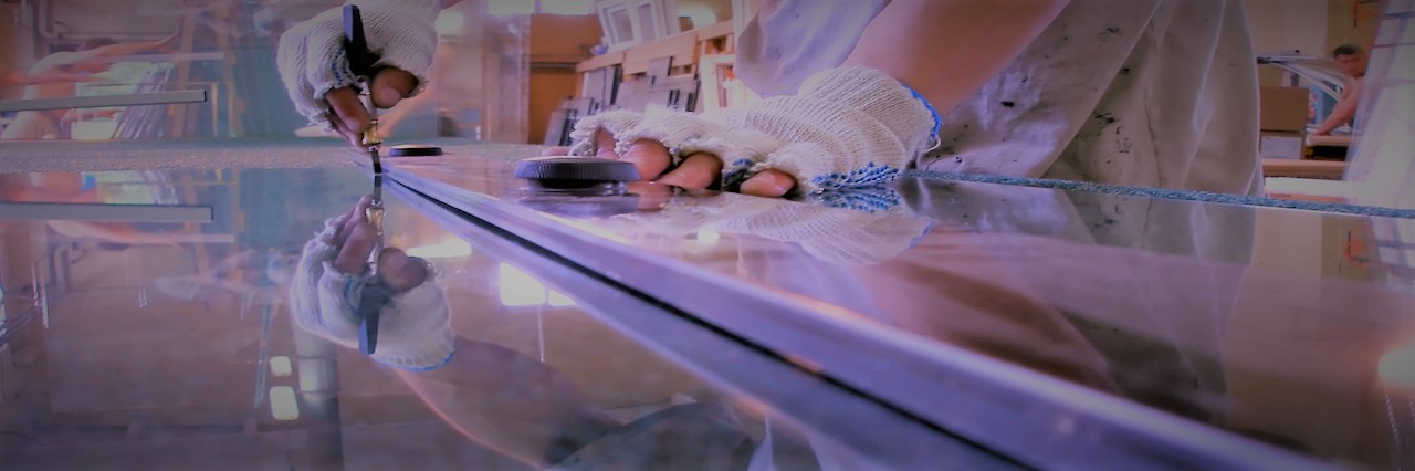 Slider, Glass Cutting Service in Earl's Court, SW5